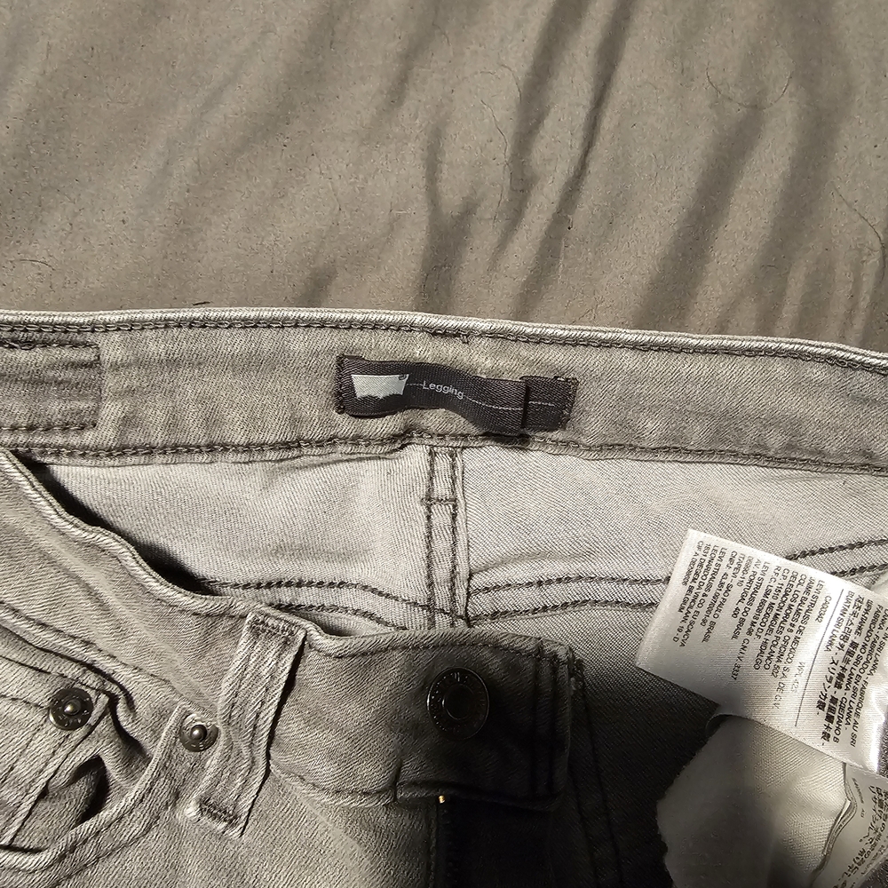 Women's Skinny Legging Fit Grey Jeans